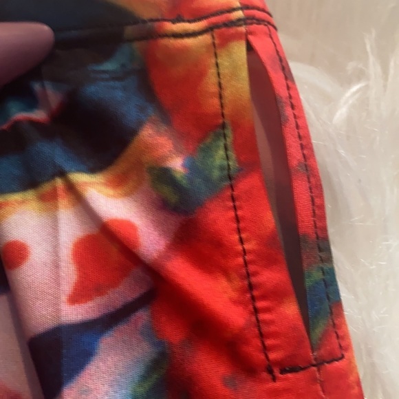 New without tags face gator - Picture 3 of 6